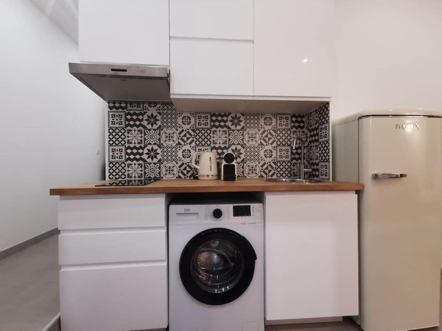 Le Pressense 2 Apartment เวนิส์ซูซ์ ภายนอก รูปภาพ